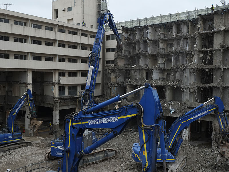 浦安市場　解体工事